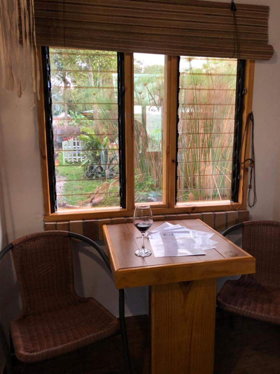 Tribu Ecohostal 로스 산토스 외부 사진